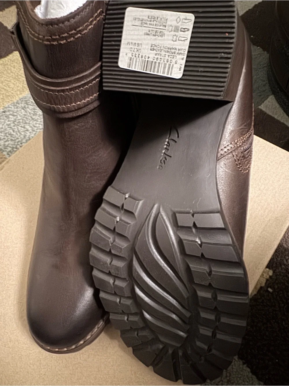 Clarks smooth dark